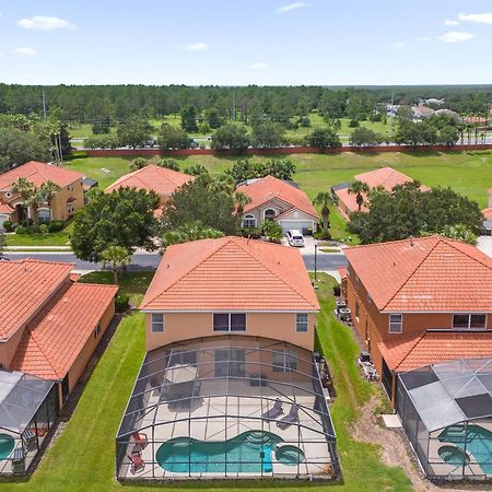 Large Spacious Home W Private Pool & Hot Tub 达文波特 外观 照片
