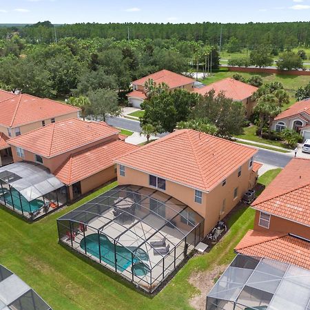 Large Spacious Home W Private Pool & Hot Tub 达文波特 外观 照片