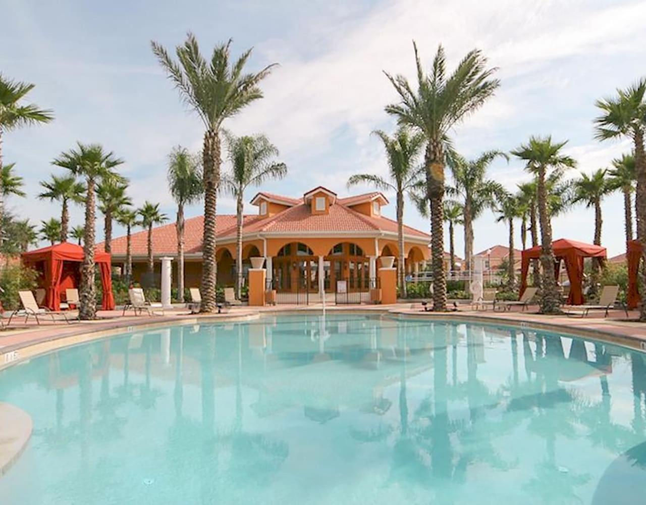 Large Spacious Home W Private Pool & Hot Tub 达文波特 外观 照片