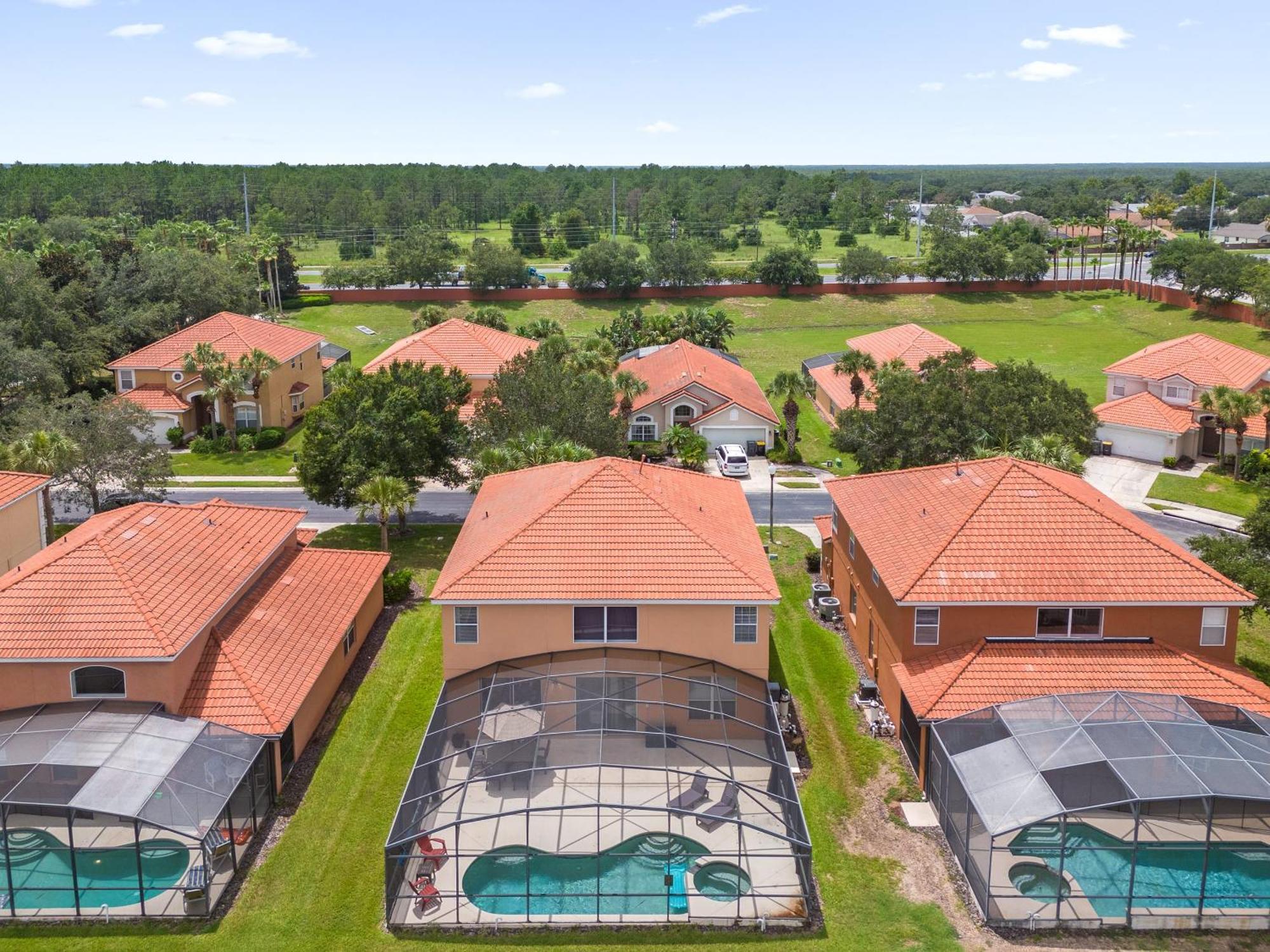 Large Spacious Home W Private Pool & Hot Tub 达文波特 外观 照片
